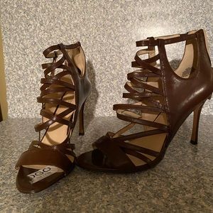 Nine West like new brown heels sz 9.5